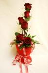 Send Half Dozen Red Roses Bouquet to Pakistan
